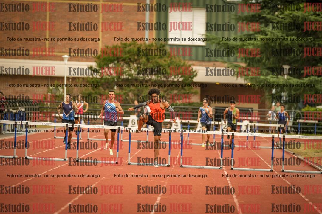 Fotos de los 400 m con vallas de varones