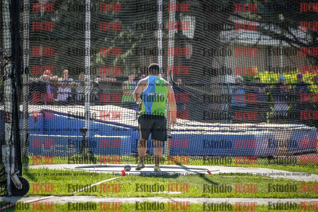 Fotos del lanzamiento de martillo de varones