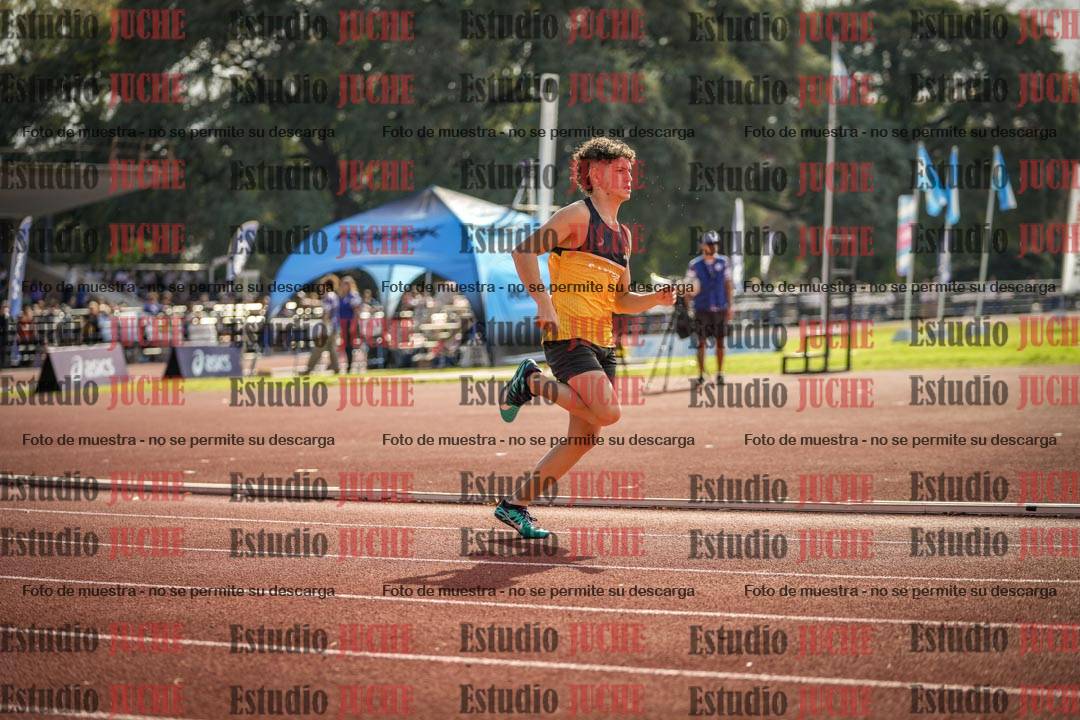 Fotos de los 400 m llanos de varones