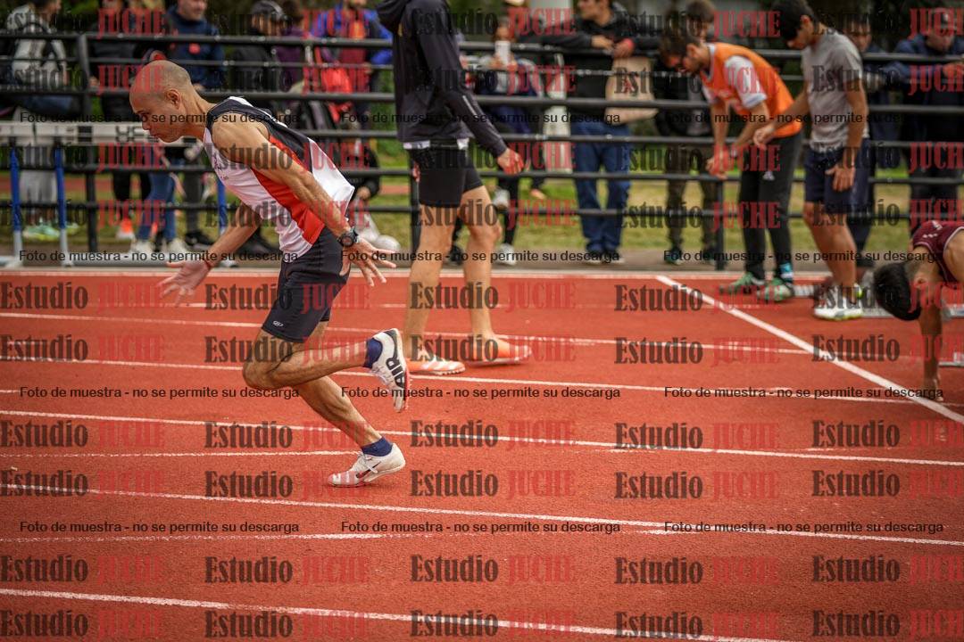 Fotos de los 100 m llanos de varones