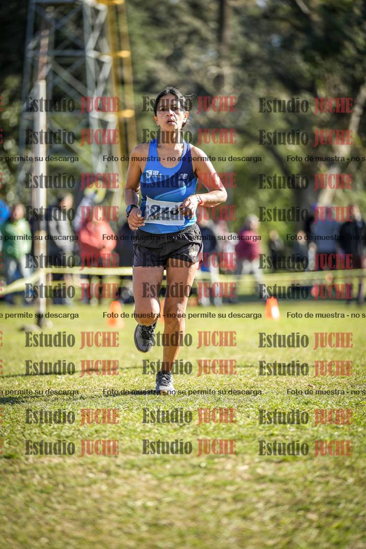 Fotos de la llegada del cross de 6000 m