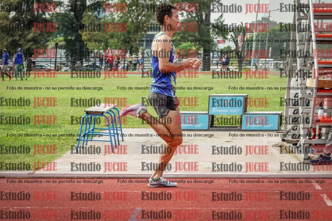 Fotos de los 3000 m llanos de varones
