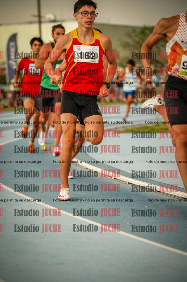 Fotos de los 1000 m llanos de varones