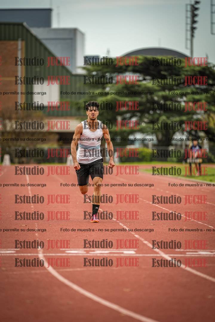 Fotos de los 400 m llanos de varones