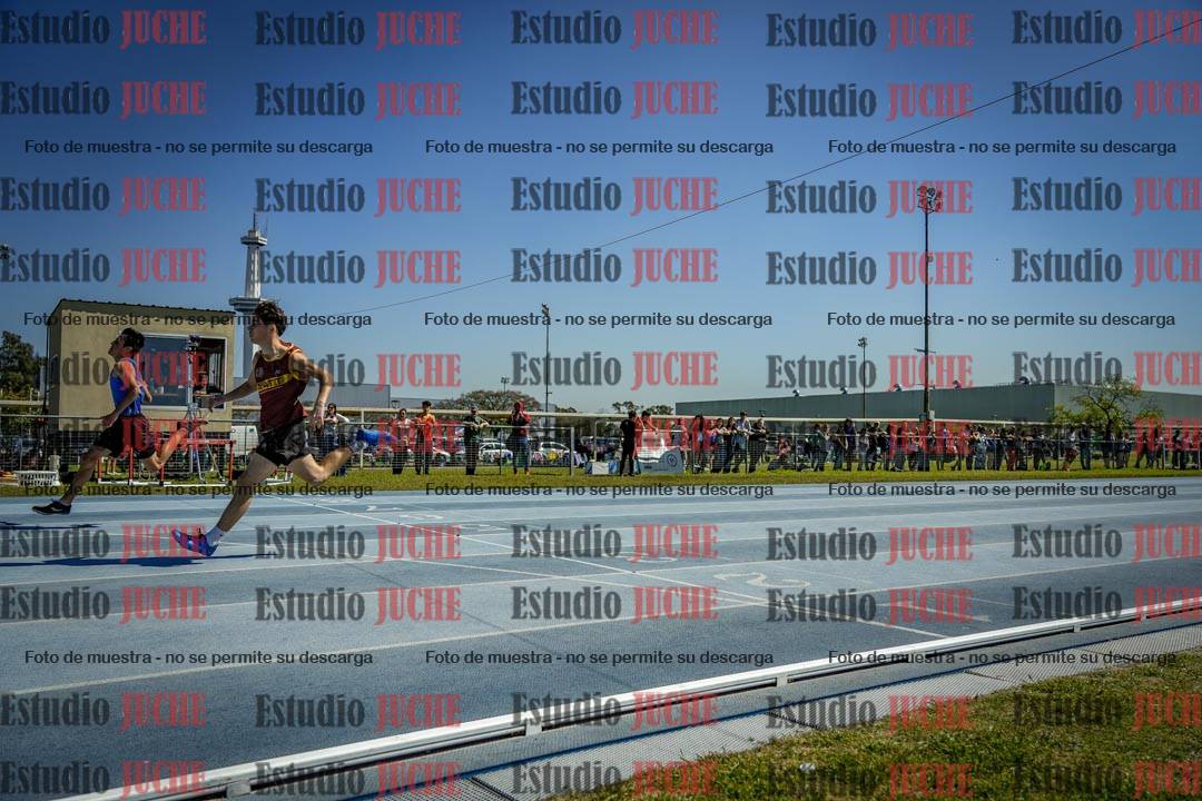 Fotos de los 100 m llanos de varones
