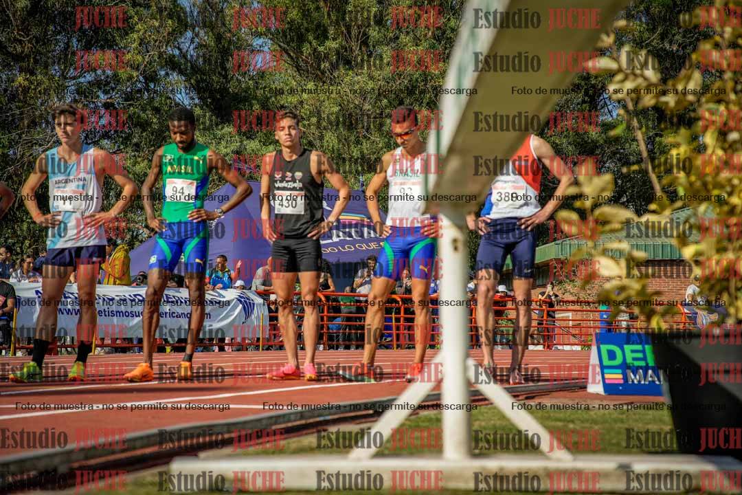 Fotos de los 1500 m llanos de varones