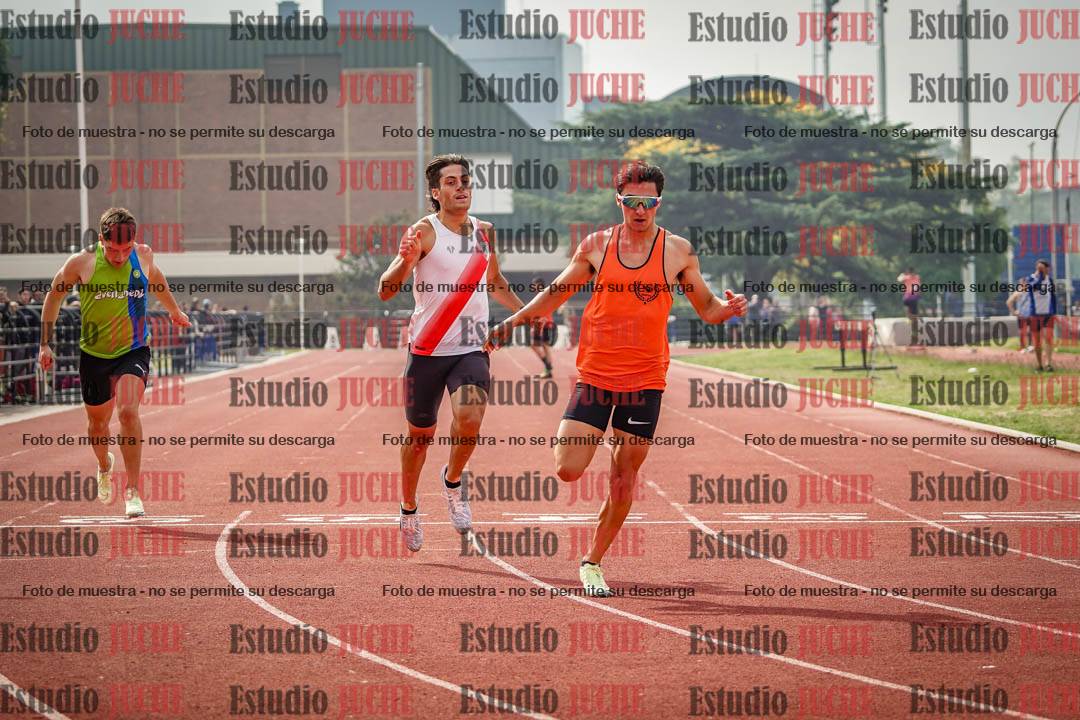 Fotos de los 200 m llanos de varones