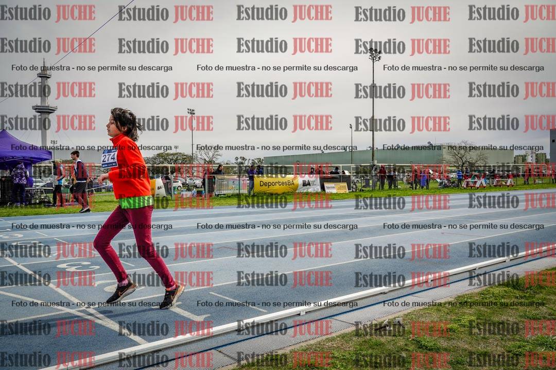 Fotos de los 800 m llanos de mujeres - U14