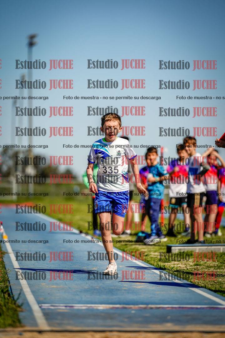 Fotos del salto en largo de varones - U15