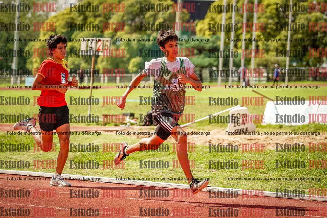 Fotos de los 600 m llanos de varones