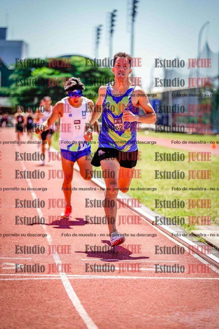 Fotos de los 800 m llanos de varones