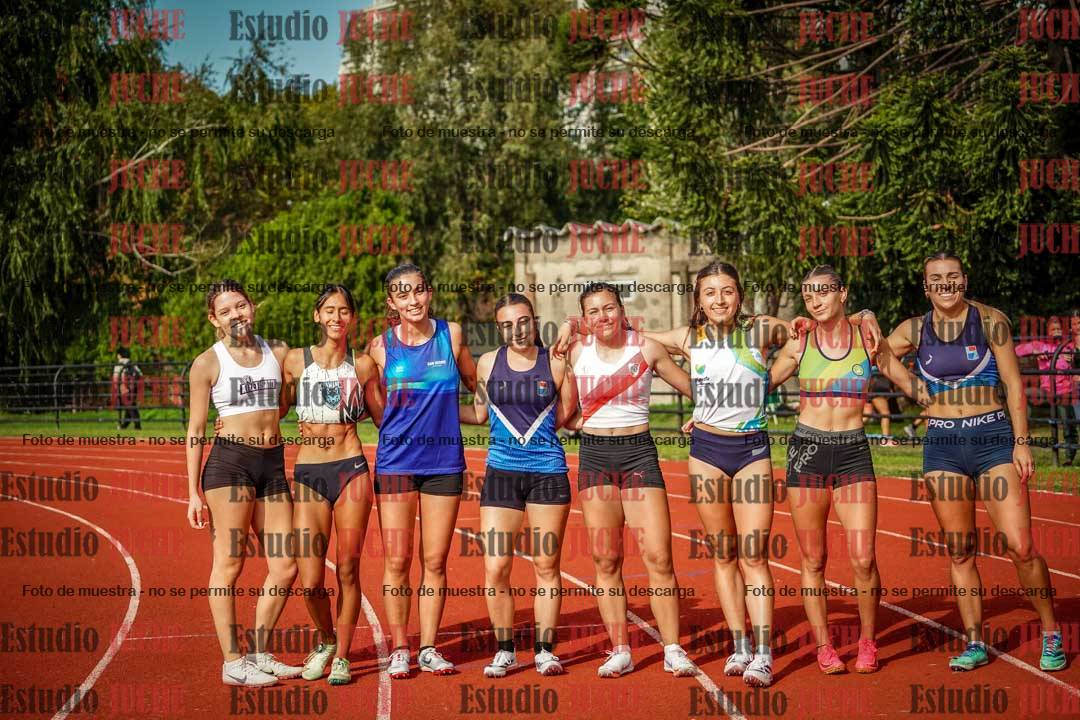 Fotos de algunos podios y extras