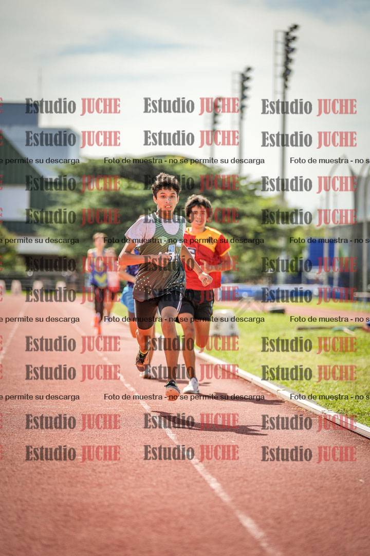 Fotos de los 600 m llanos de varones