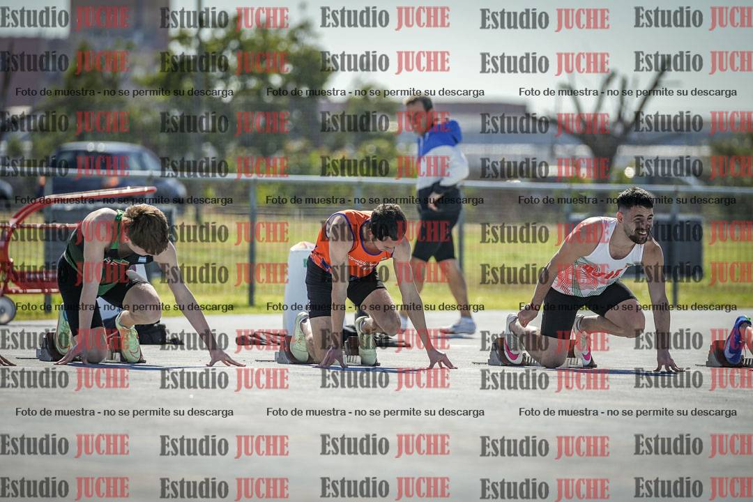 Fotos de los 100 m llanos de varones