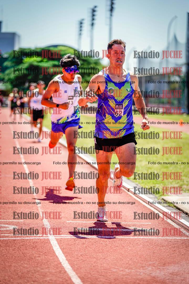 Fotos de los 800 m llanos de varones