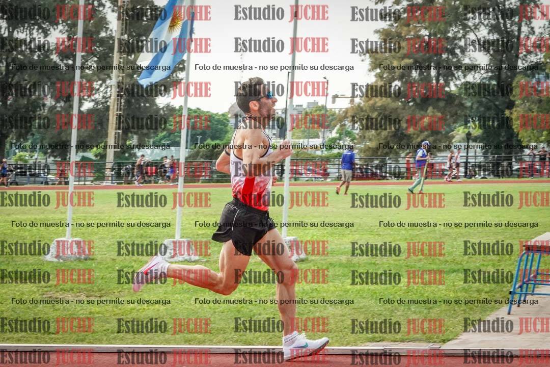 Fotos de los 3000 m llanos de varones