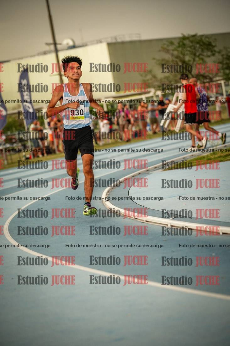 Fotos de los 1000 m llanos de varones