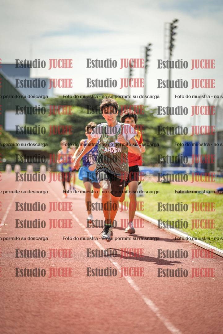 Fotos de los 600 m llanos de varones