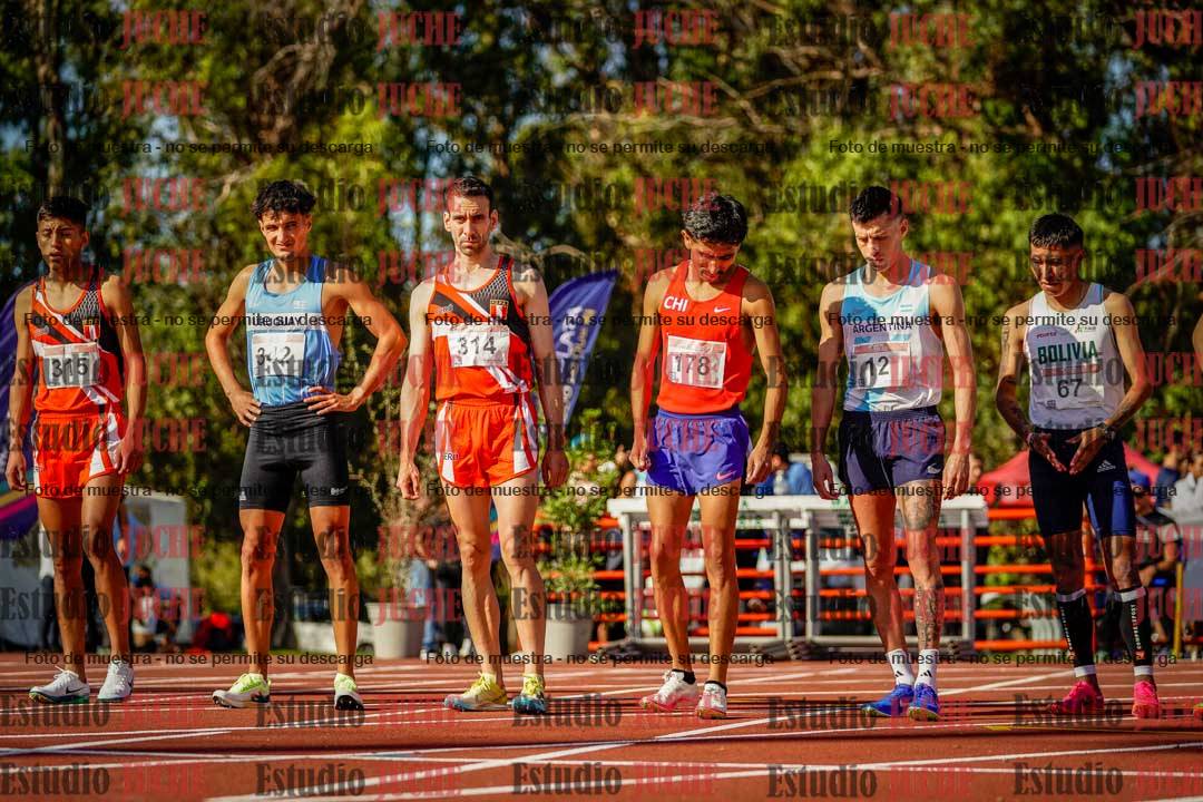 Fotos de los 1500 m llanos de varones