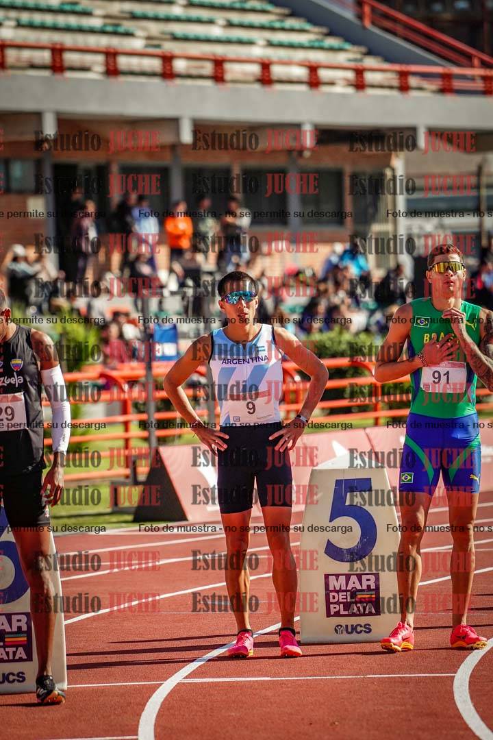 Fotos de los 800 m llanos de varones