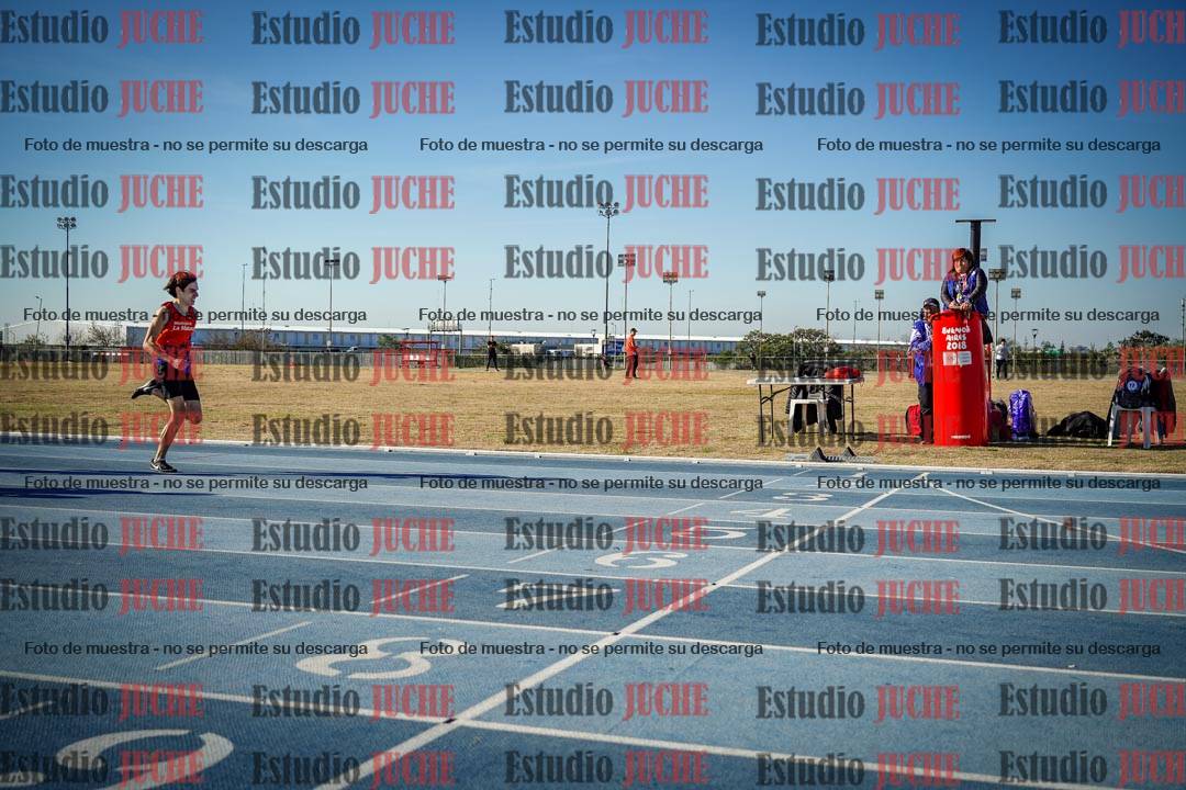 Fotos de los 400 m llanos de varones