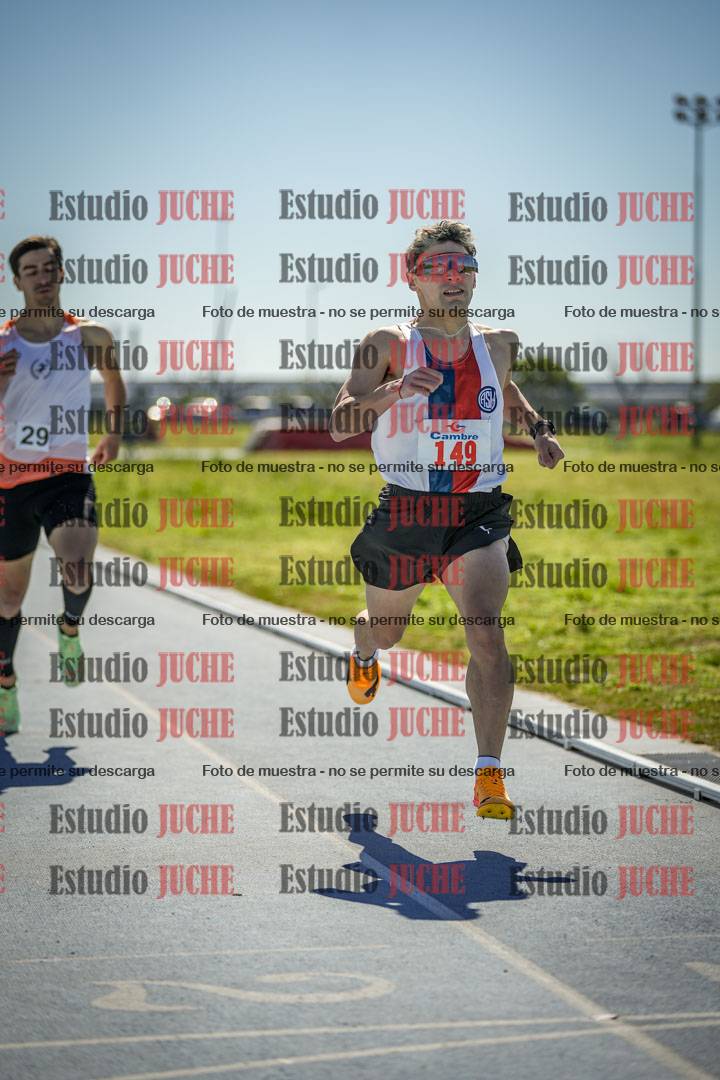 Fotos de los 800 m llanos de varones