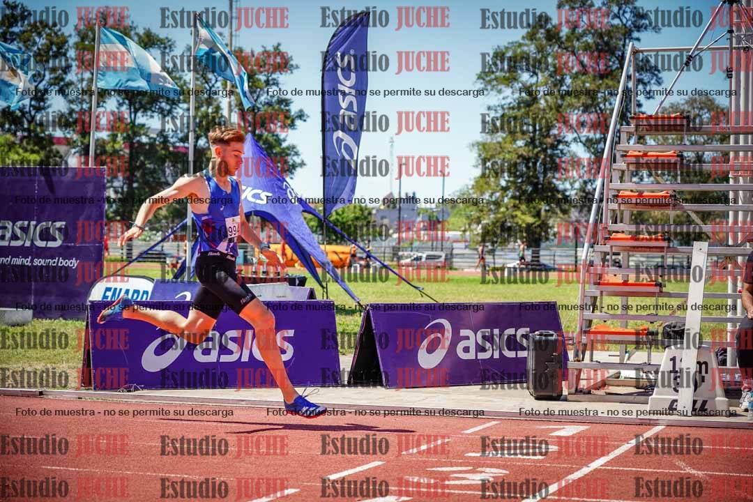 Fotos de los 800 m llanos de varones