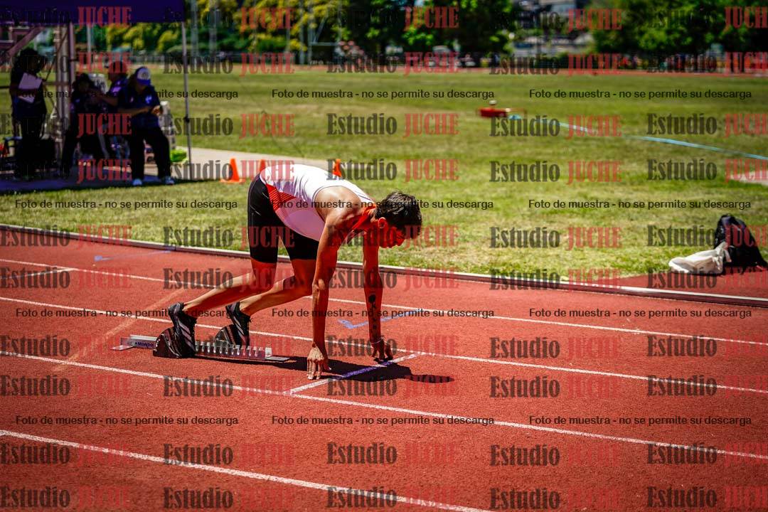 Fotos de los 400 m con vallas de varones