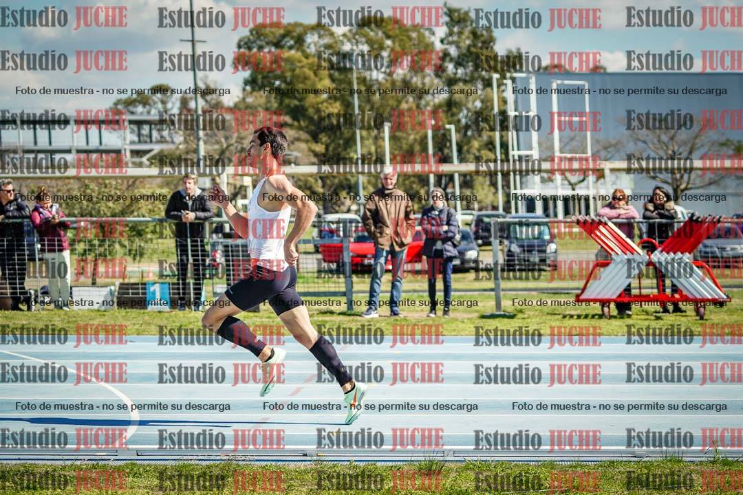 Fotos de los 800 m llanos de varones