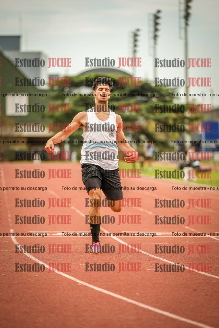 Fotos de los 400 m llanos de varones
