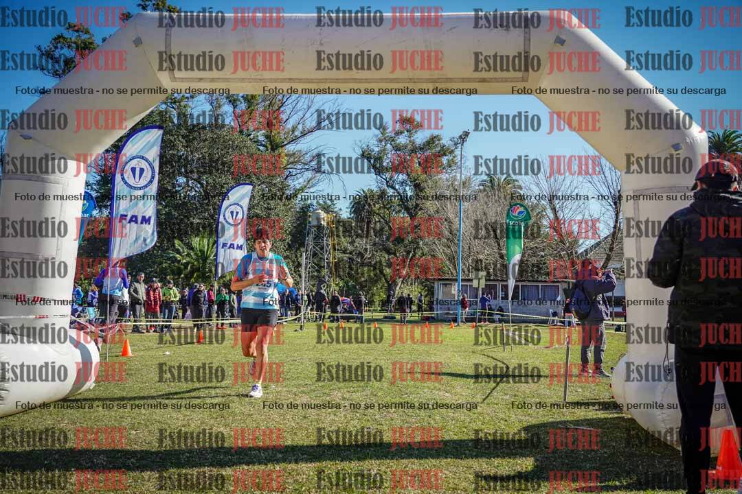 Fotos de la llegada del cross de 6000 m
