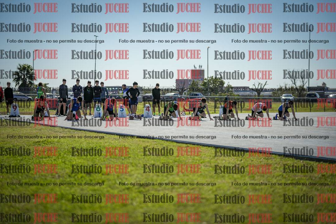 Fotos de los 100 m llanos de varones