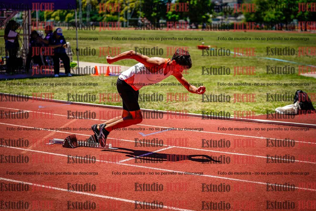 Fotos de los 400 m con vallas de varones