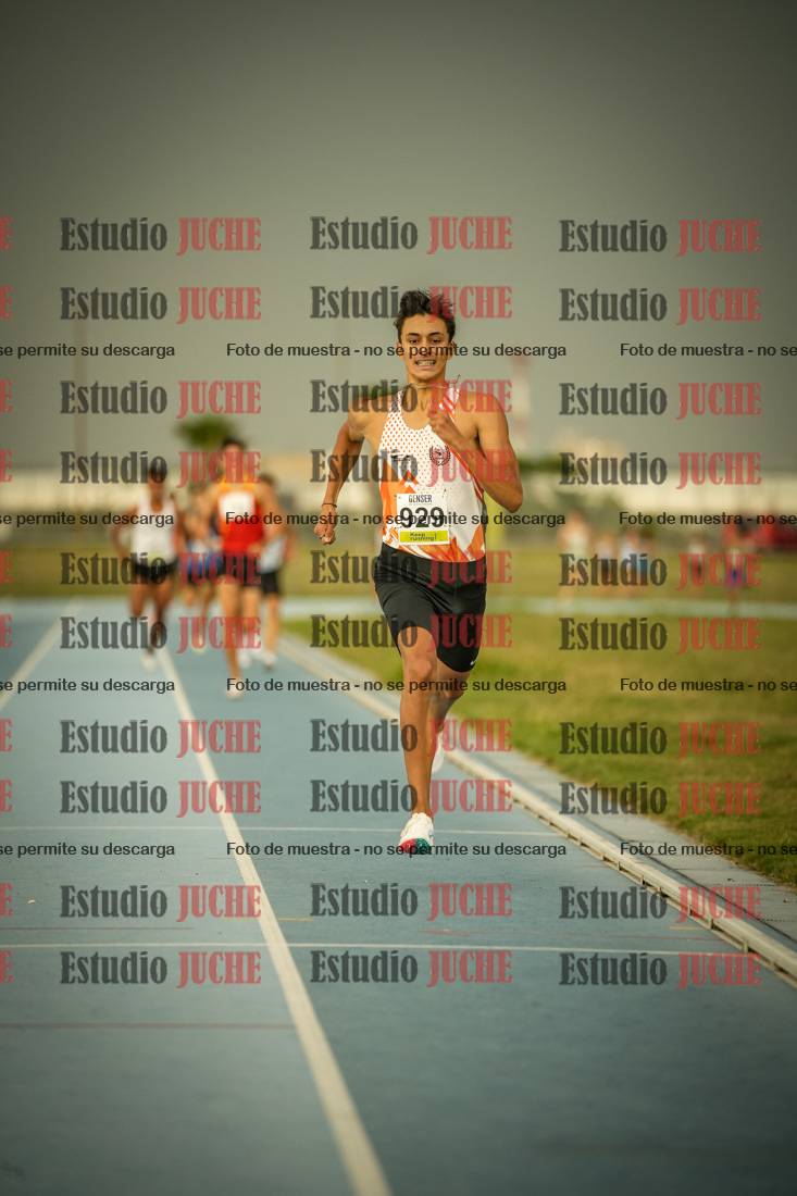 Fotos de los 1000 m llanos de varones