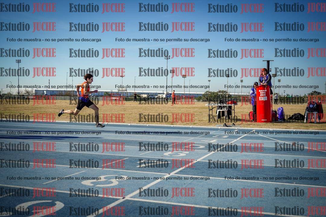 Fotos de los 400 m llanos de varones