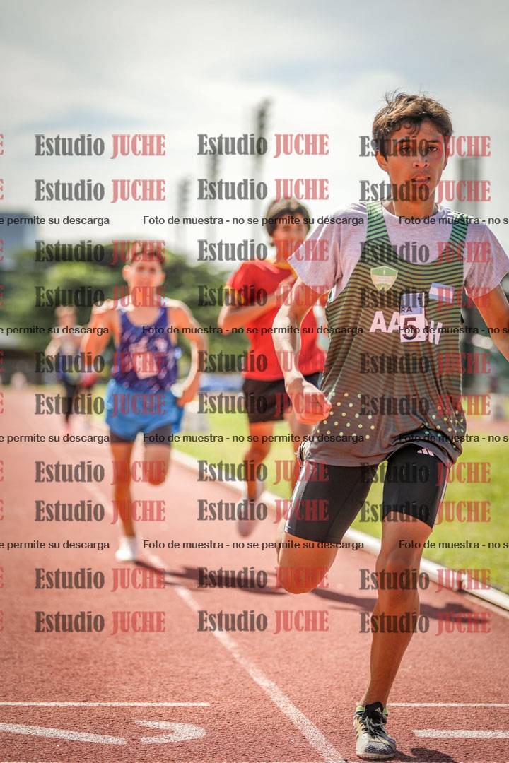 Fotos de los 600 m llanos de varones