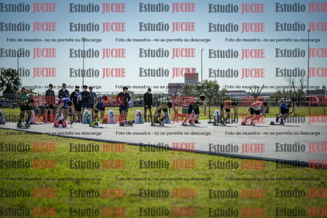 Fotos de los 100 m llanos de varones