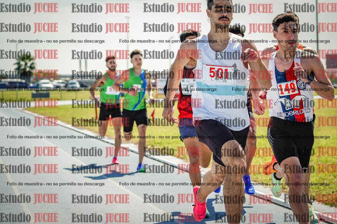 Fotos de los 800 m llanos de varones