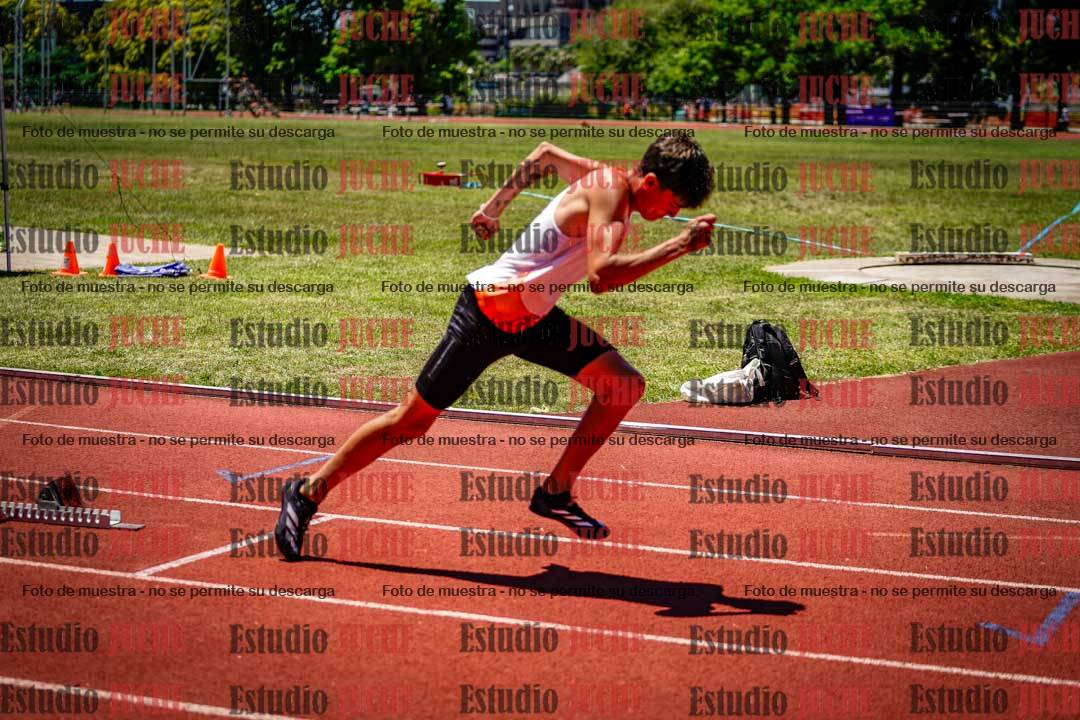 Fotos de los 400 m con vallas de varones