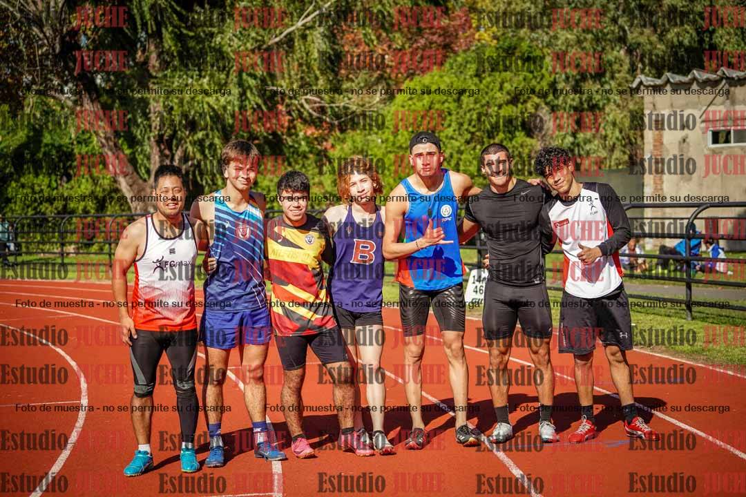 Fotos de algunos podios y extras