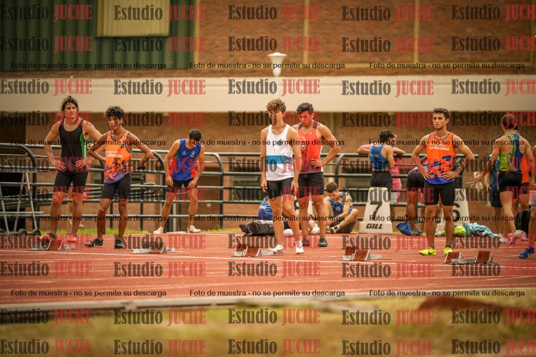 Fotos de los 100 m llanos de varones