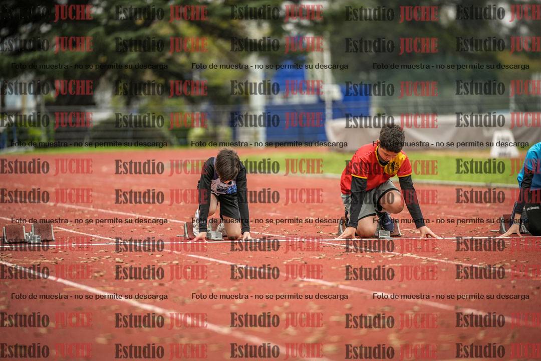 Fotos de los 50 m llanos de varones
