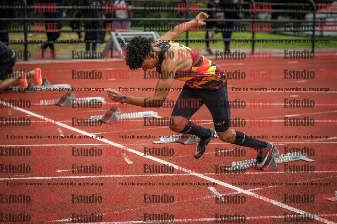 Fotos de los 100 m llanos de varones