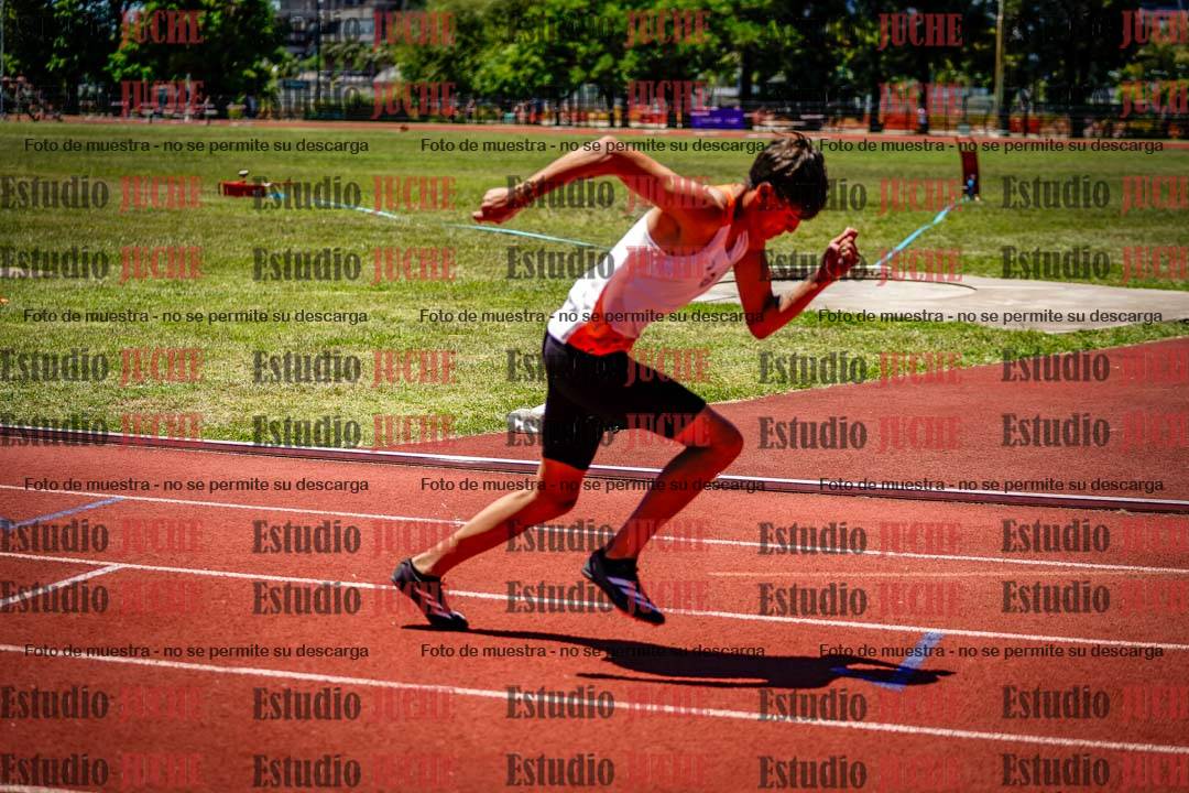 Fotos de los 400 m con vallas de varones