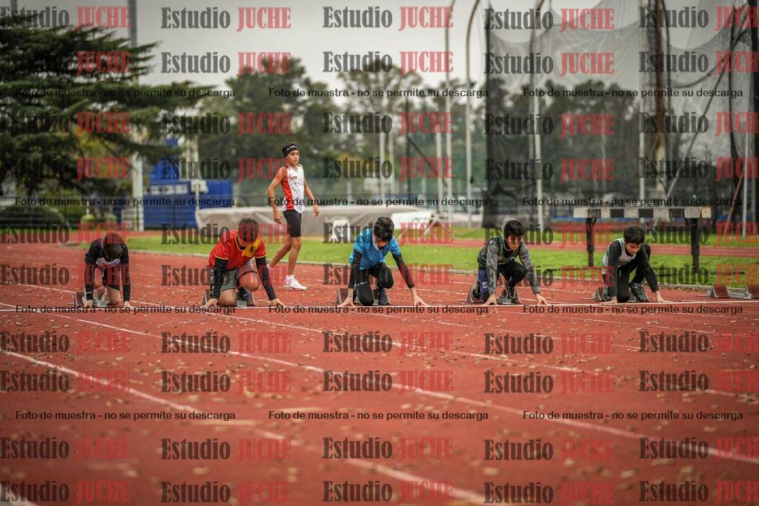 Fotos de los 50 m llanos de varones