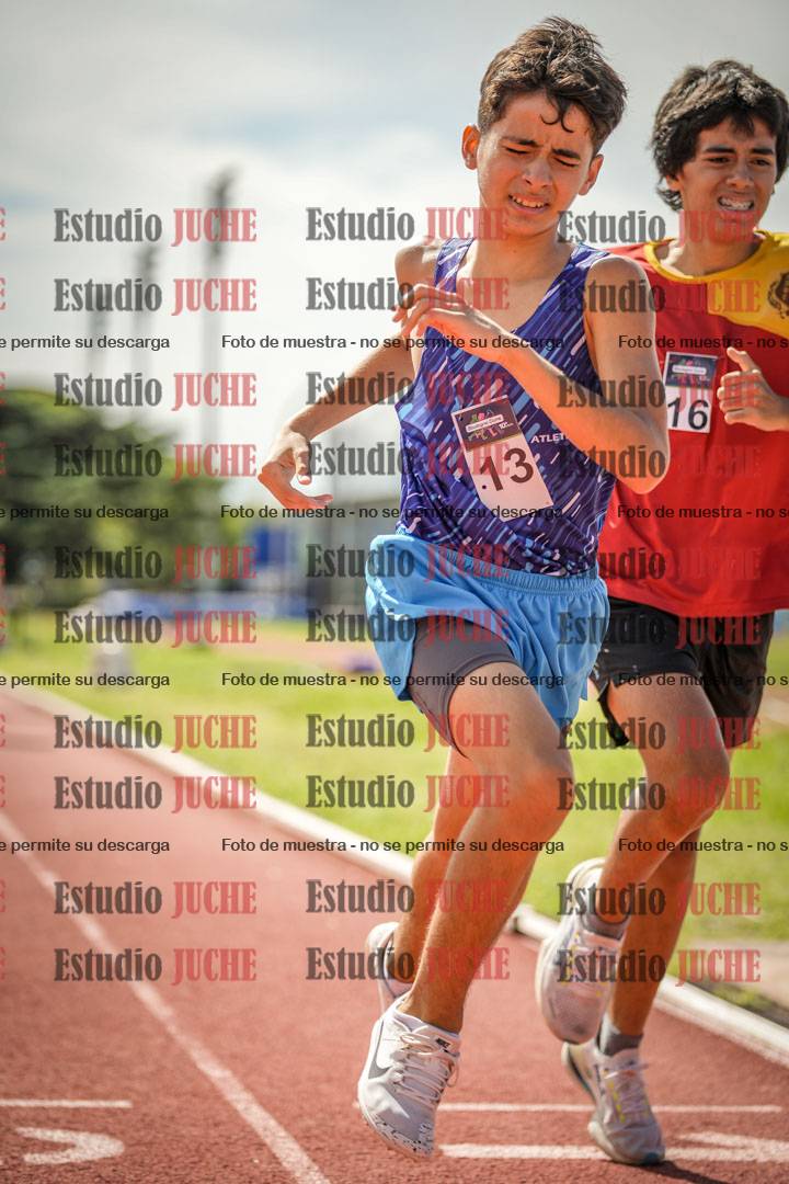 Fotos de los 600 m llanos de varones