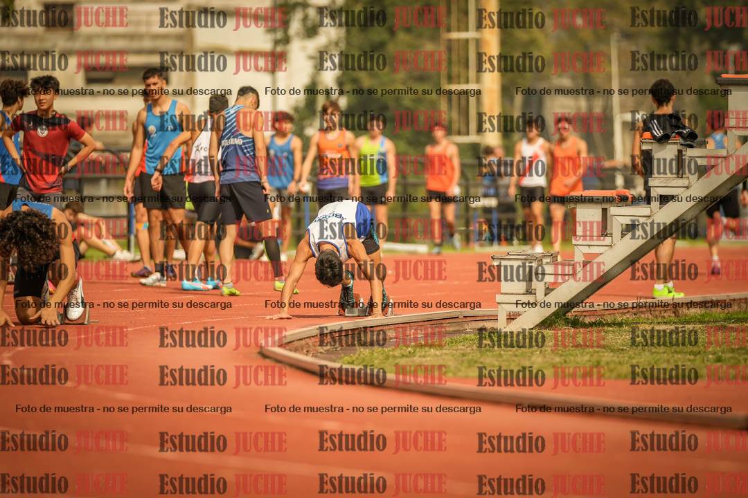 Fotos de los 200 m llanos de varones