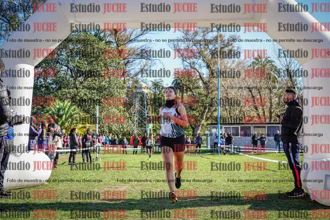 Fotos de la llegada del cross de 3000 m