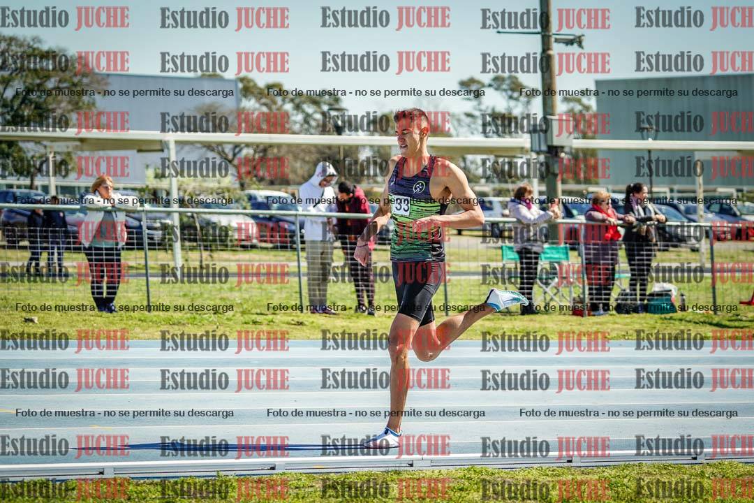Fotos de los 800 m llanos de varones