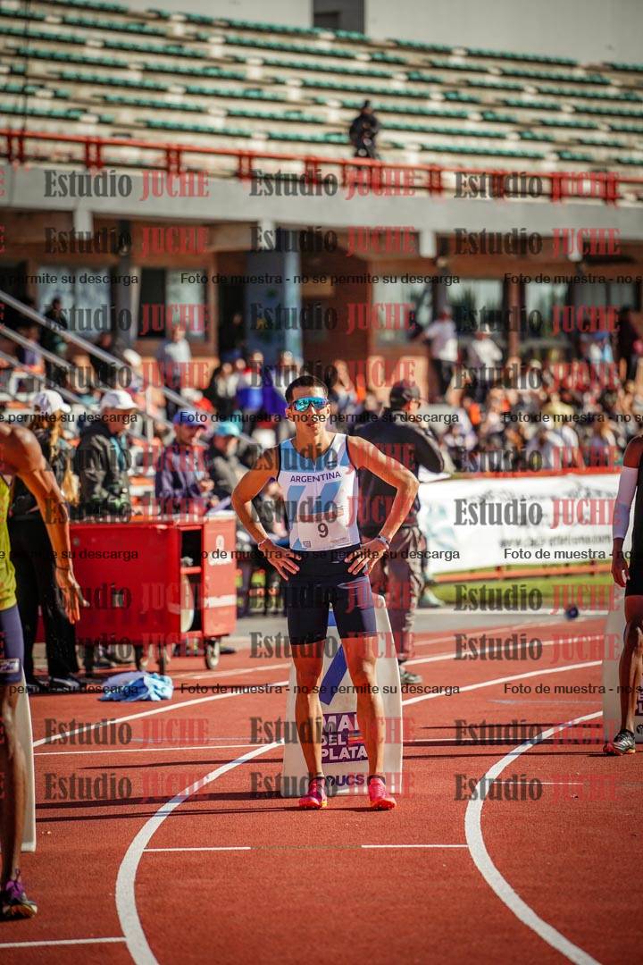 Fotos de los 800 m llanos de varones